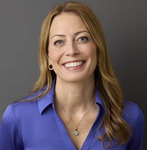 Lori Dimun headshot
